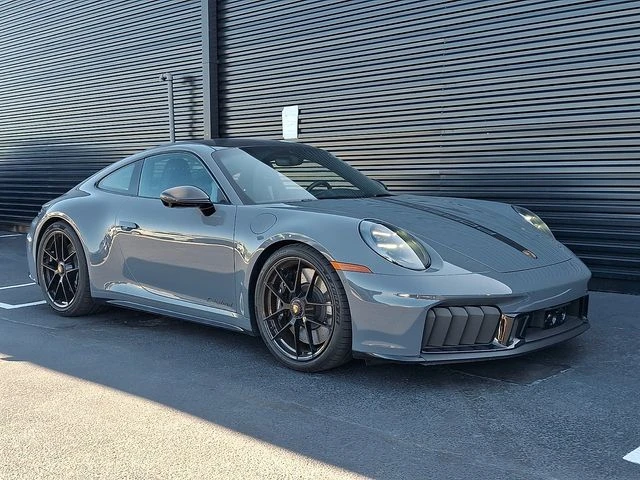 2025 Porsche 992 Carrera GTS - Image 9 of 31