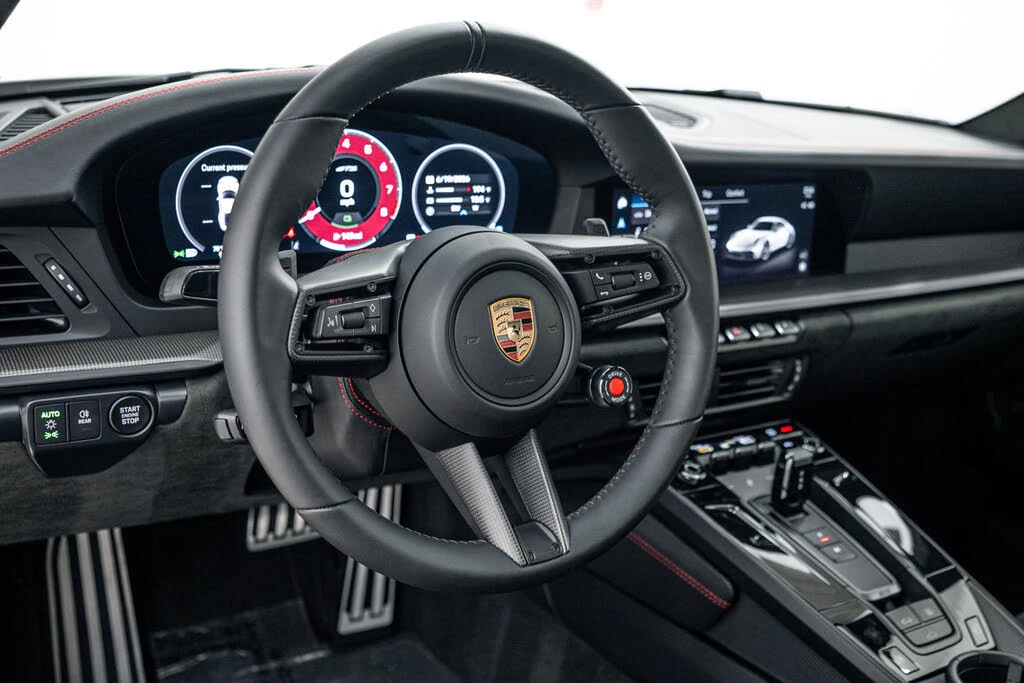 2025 Porsche 911 - Image 17 of 28