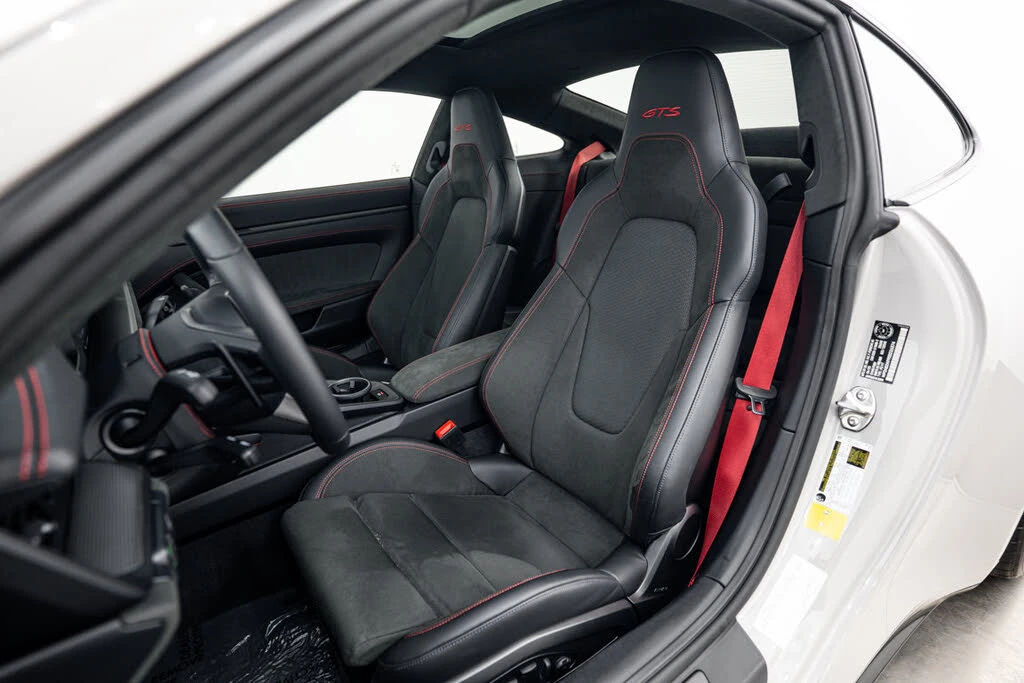 2025 Porsche 911 - Image 5 of 28