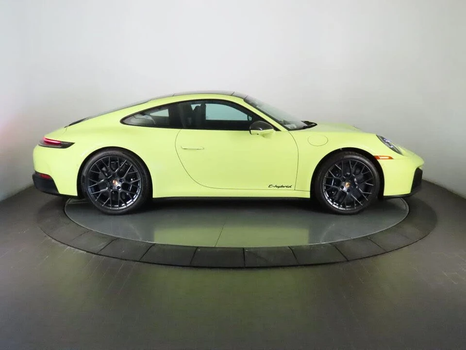 2025 Porsche 992 Carrera GTS - Image 8 of 31