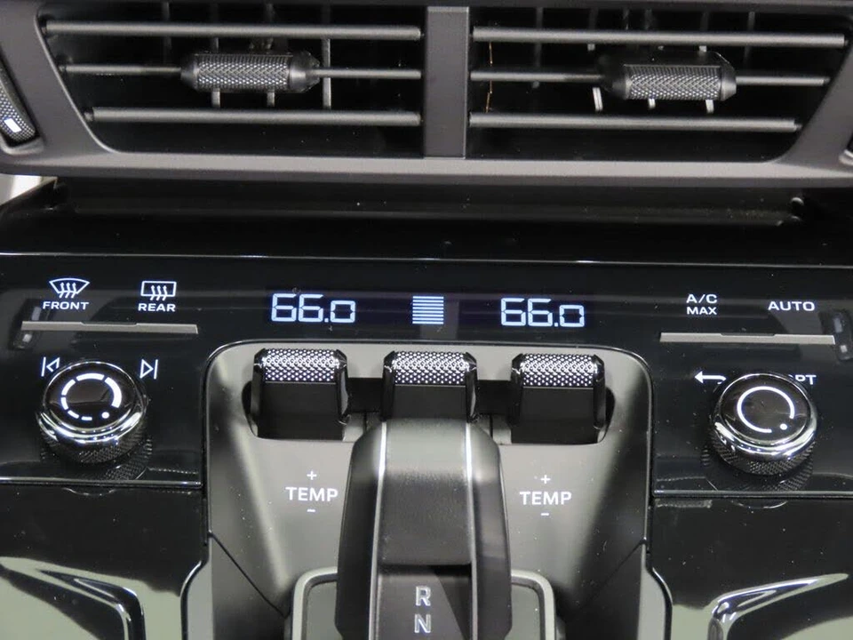 2025 Porsche 992 Carrera GTS - Image 27 of 31