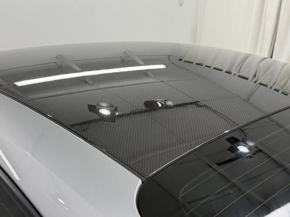 2025 Porsche 911 - Image 23 of 31