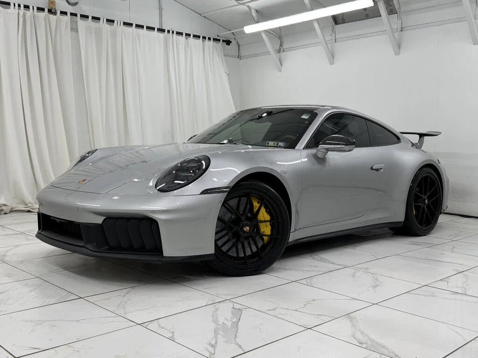2025 Porsche 911 - Image 6 of 31