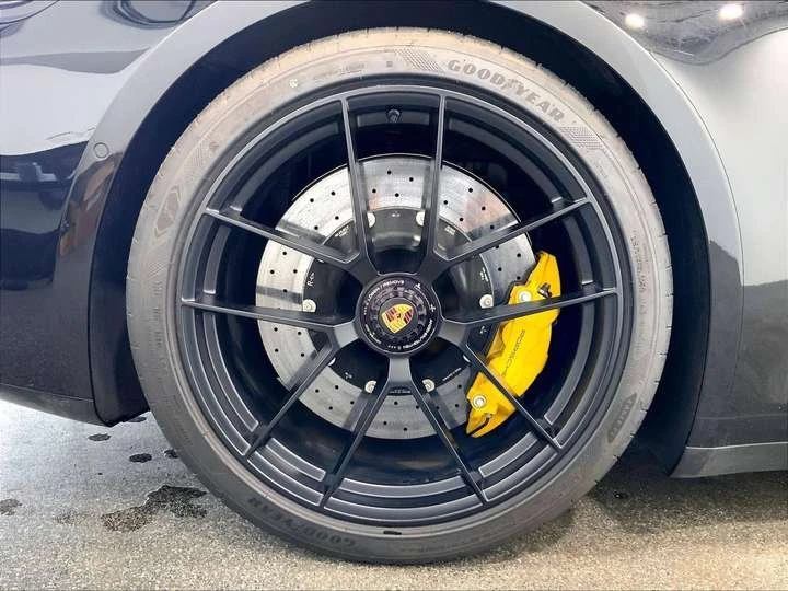 2025 Porsche 992 Carrera GTS - Image 17 of 20