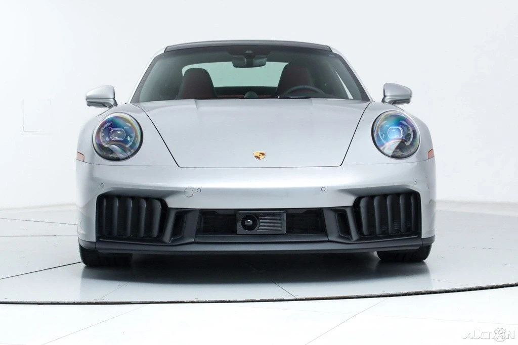 2025 Porsche 992 Carrera GTS - Image 9 of 21