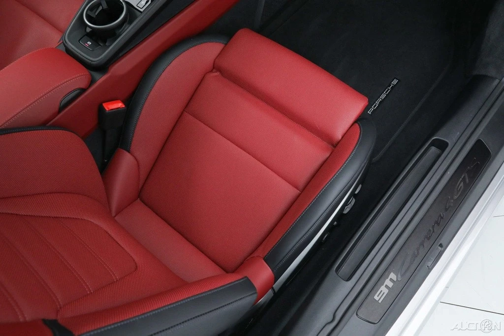 2025 Porsche 992 Carrera GTS - Image 20 of 21