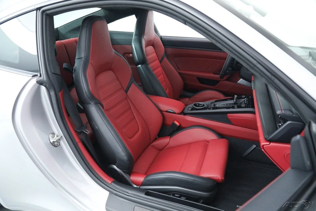 2025 Porsche 992 Carrera GTS - Image 18 of 21