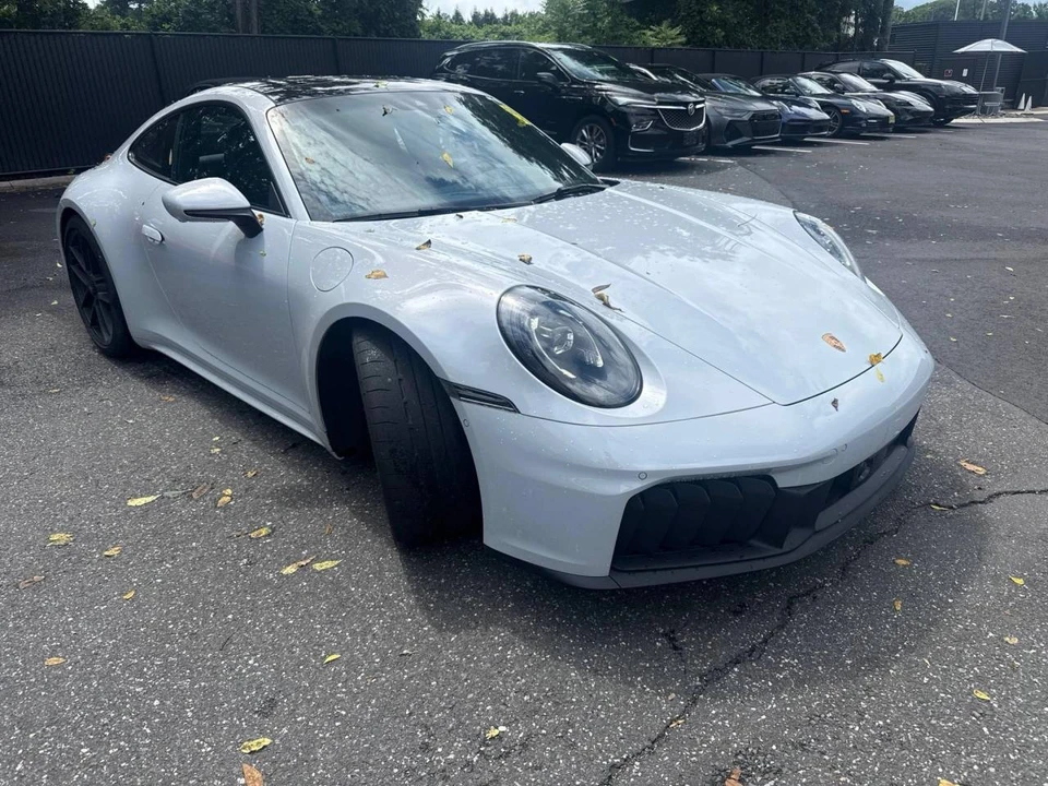 2025 Porsche 911 - Image 2 of 5