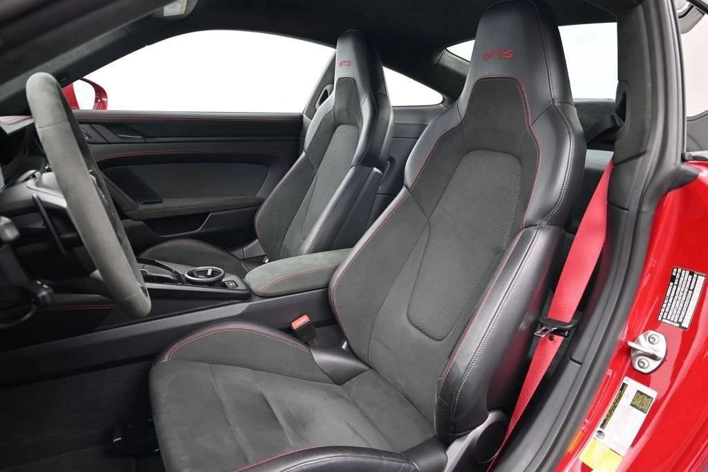 2025 Porsche 911 - Image 5 of 5
