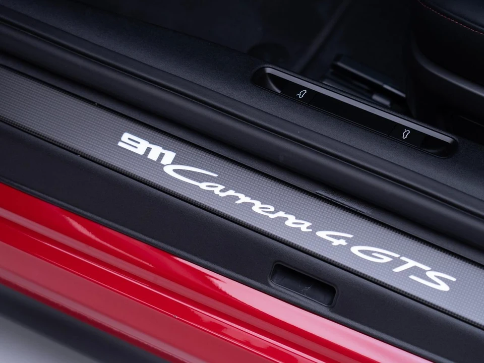 2025 Porsche 992 Carrera GTS - Image 15 of 21