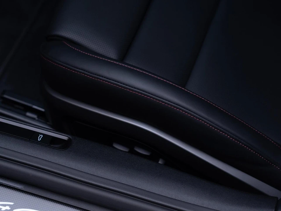 2025 Porsche 992 Carrera GTS - Image 16 of 21