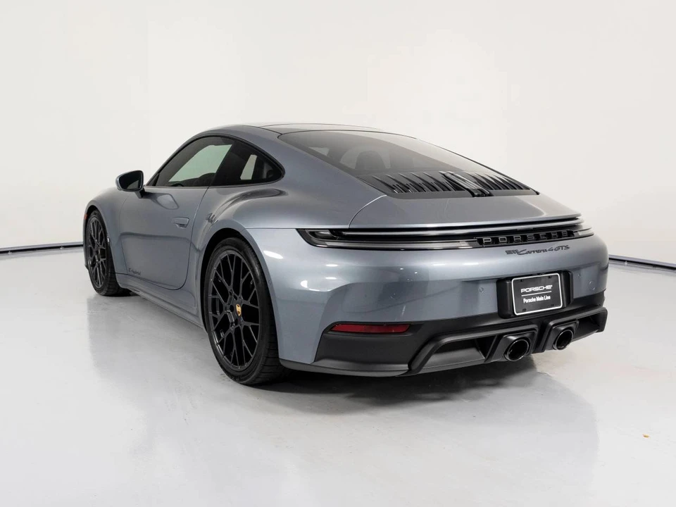 2025 Porsche 911 - Image 3 of 4