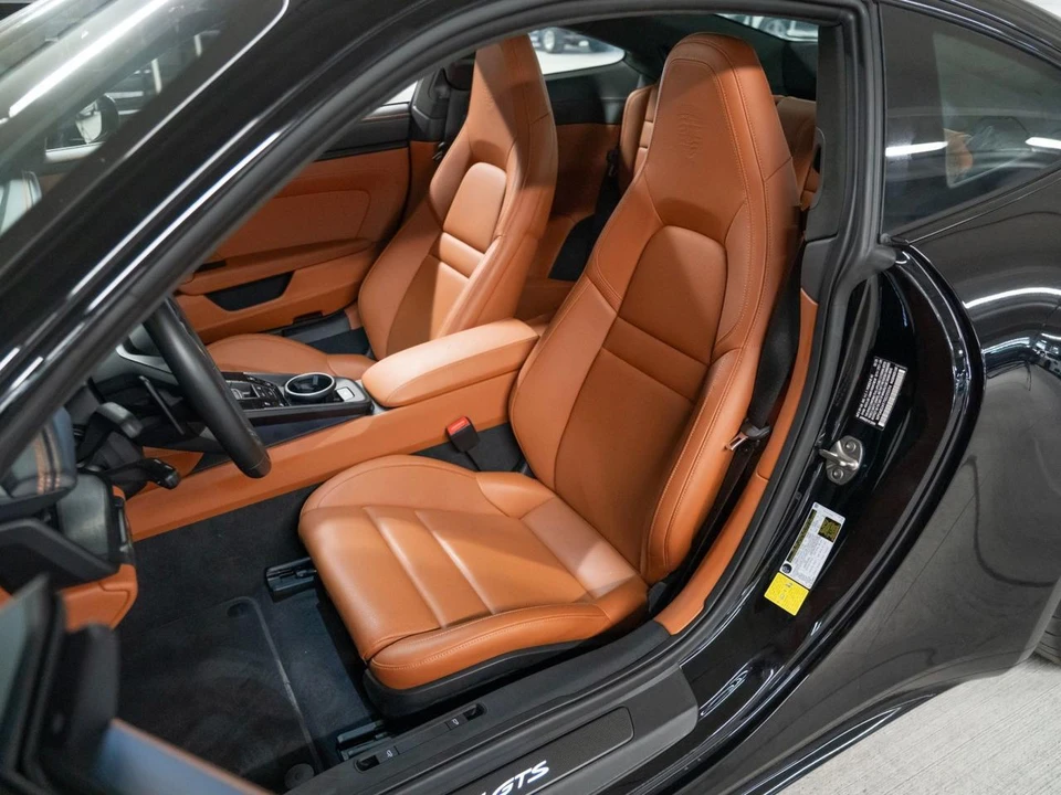 2025 Porsche 911 - Image 6 of 29
