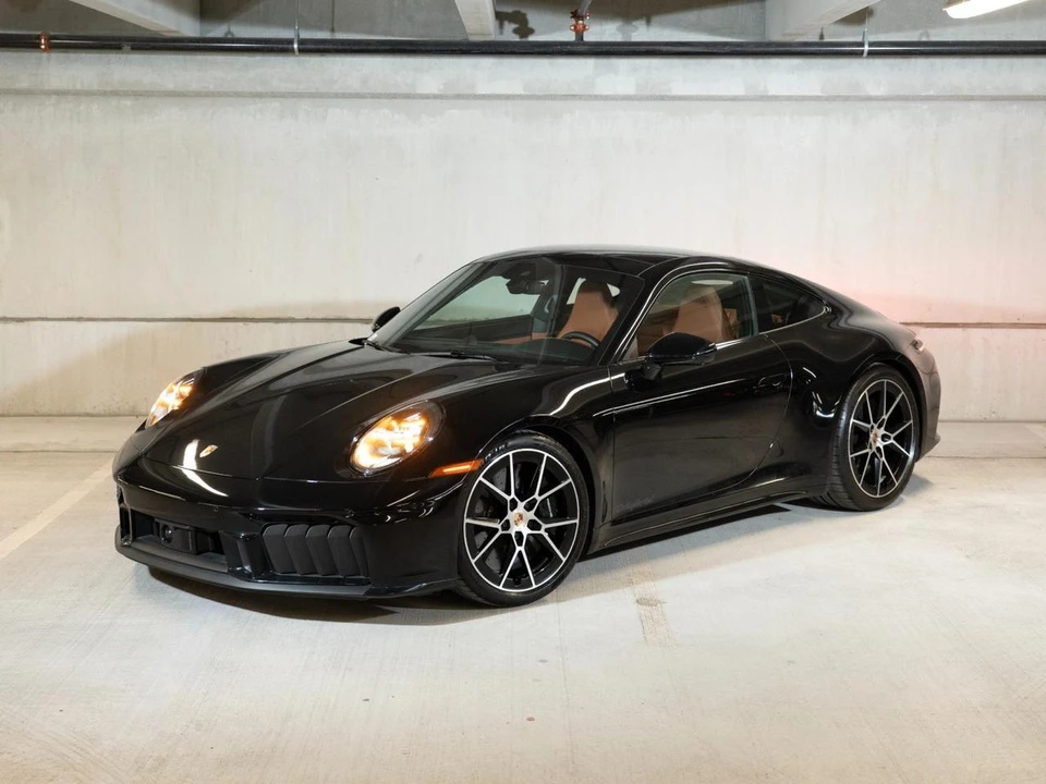 2025 Porsche 911 - Image 2 of 29