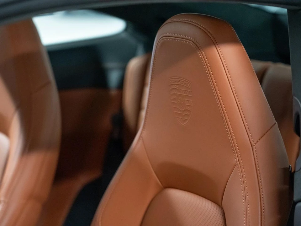 2025 Porsche 911 - Image 27 of 29