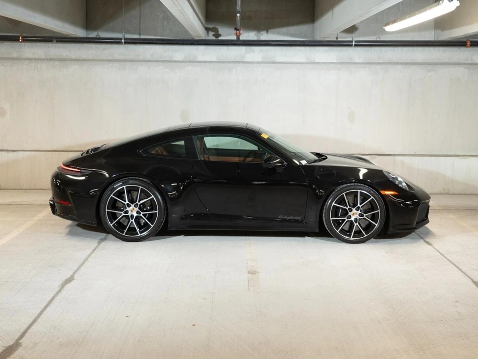 2025 Porsche 911 - Image 9 of 29