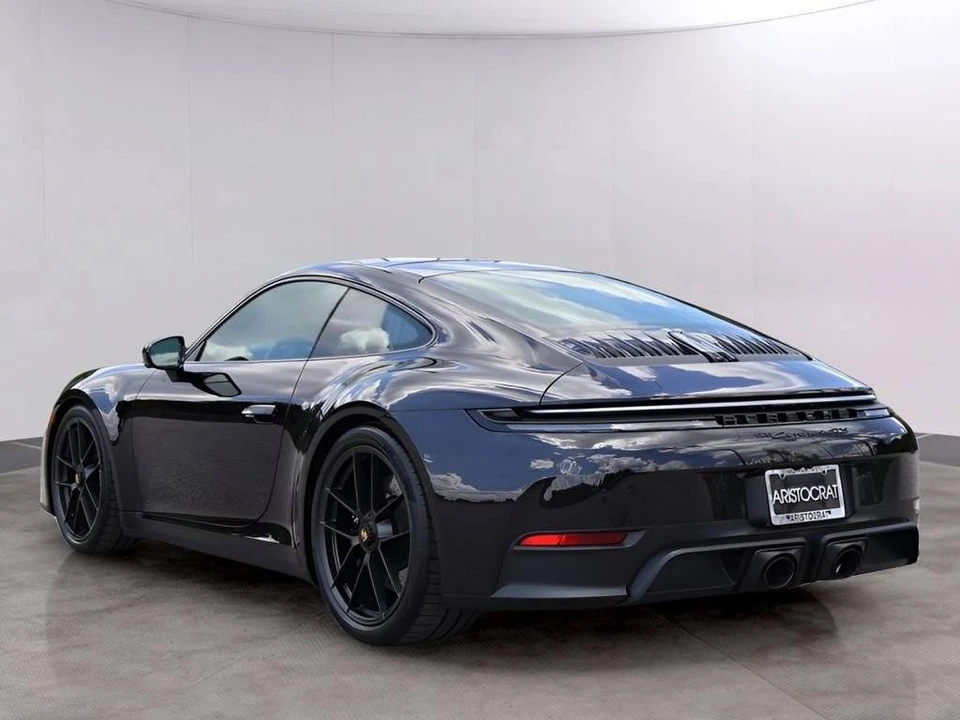 2025 Porsche 911 - Image 3 of 5