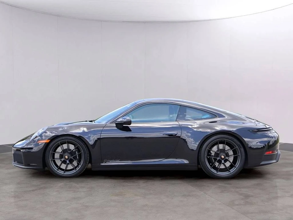 2025 Porsche 911 - Image 2 of 5