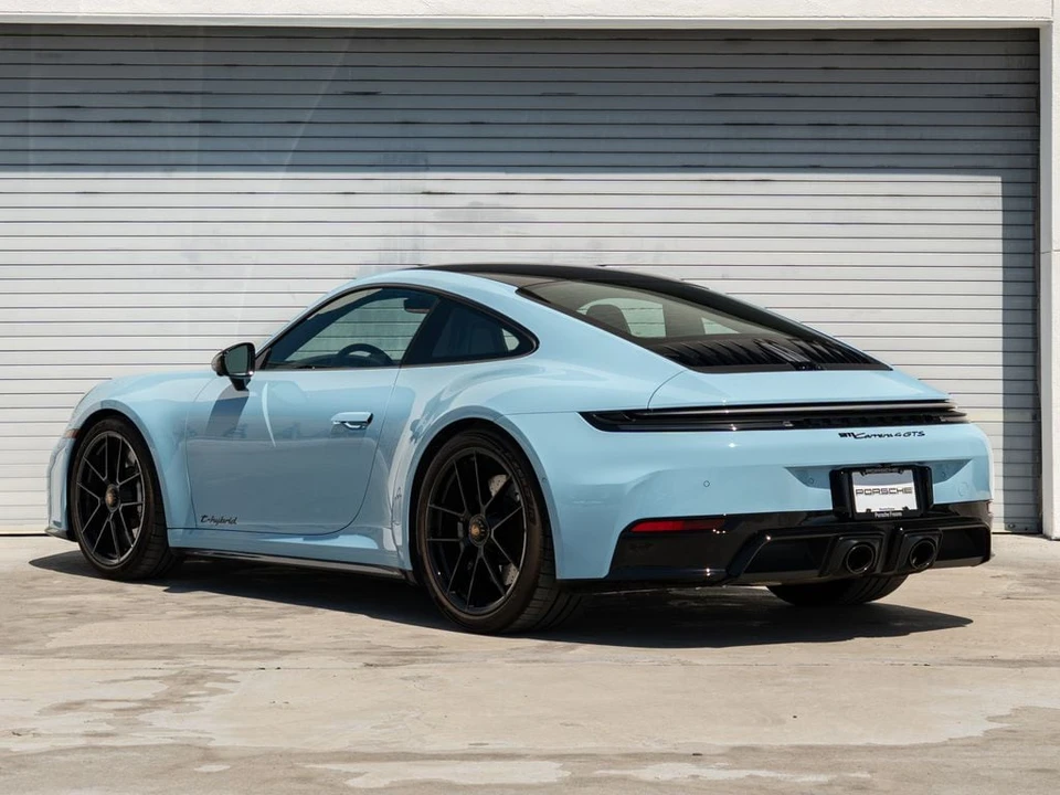 2025 Porsche 911 - Image 3 of 30