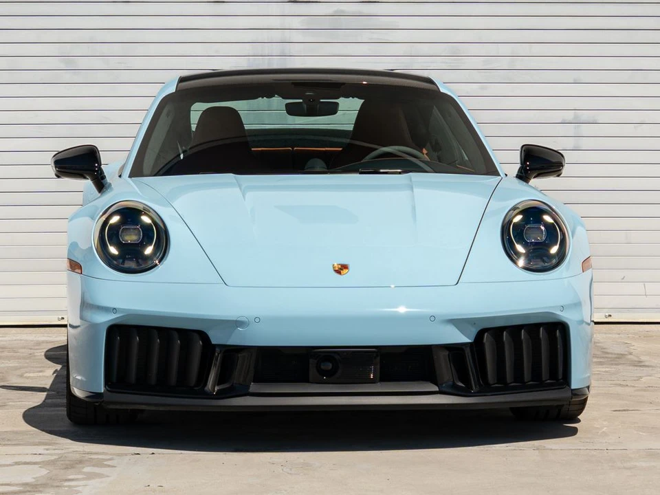 2025 Porsche 911 - Image 28 of 30