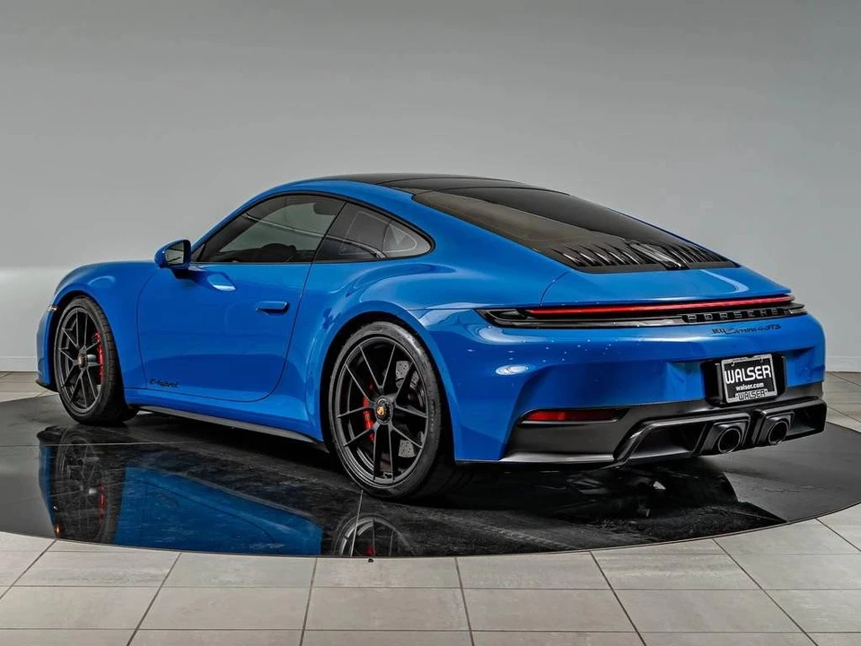 2025 Porsche 911 - Image 3 of 5