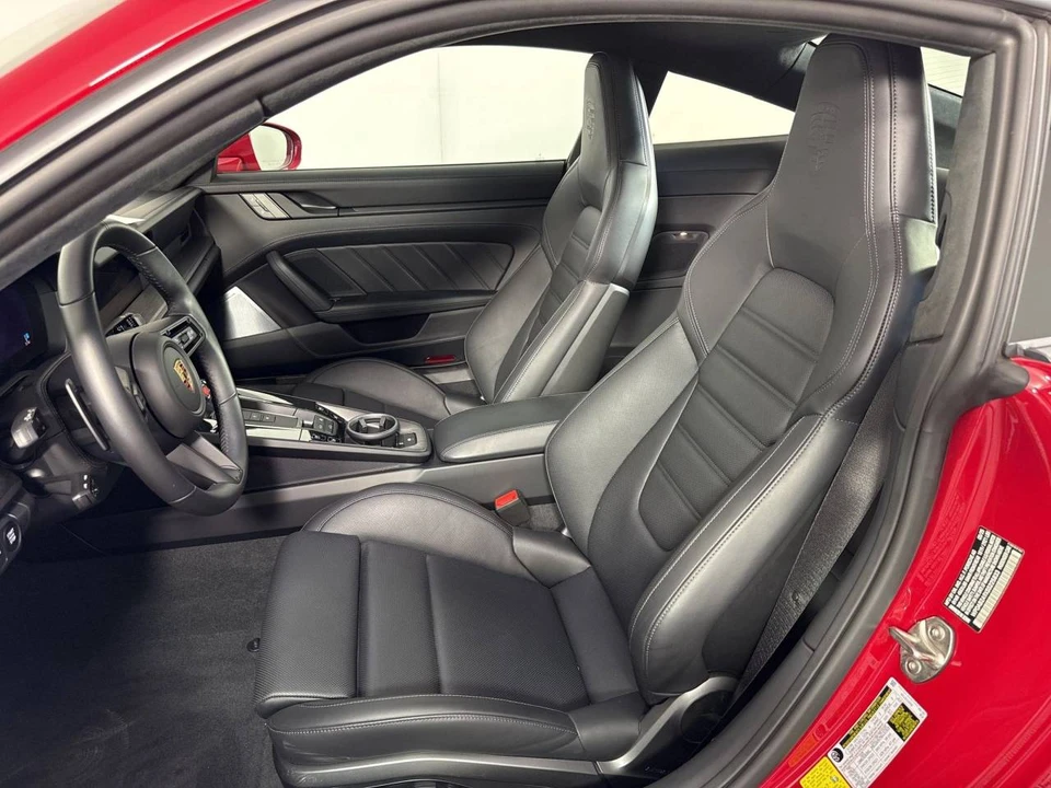2025 Porsche 911 - Image 5 of 5