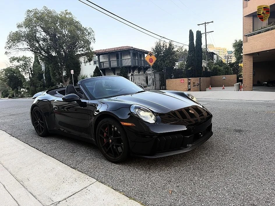 2025 Porsche 911 - Image 2 of 11