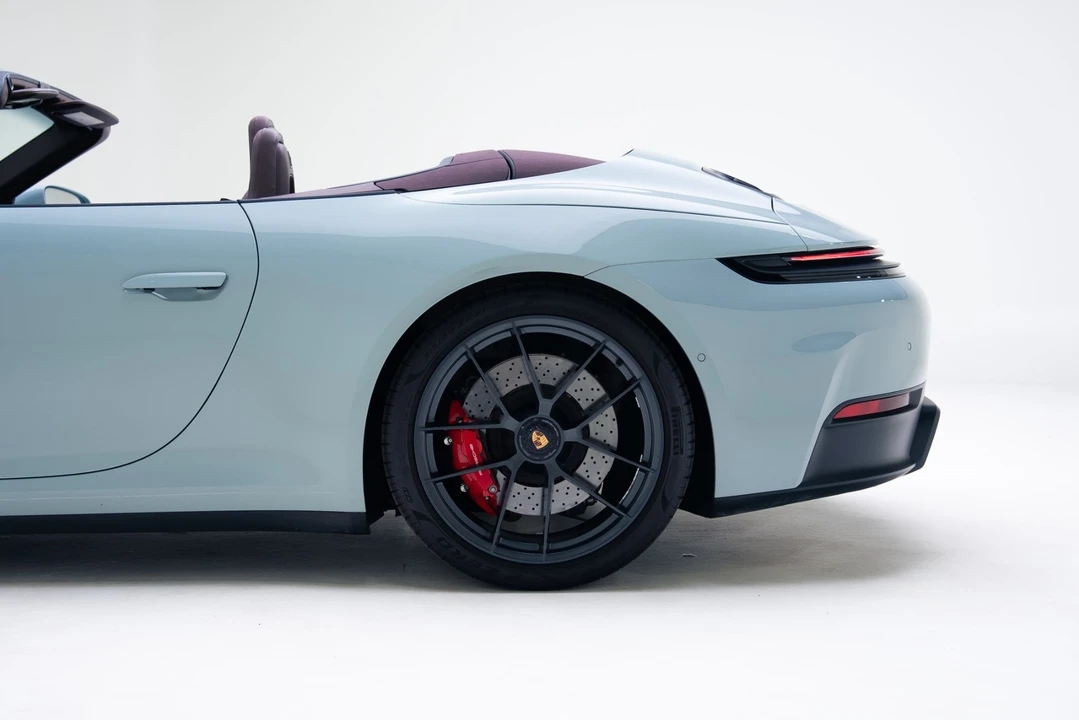 2025 Porsche 992 Carrera GTS - Image 11 of 21