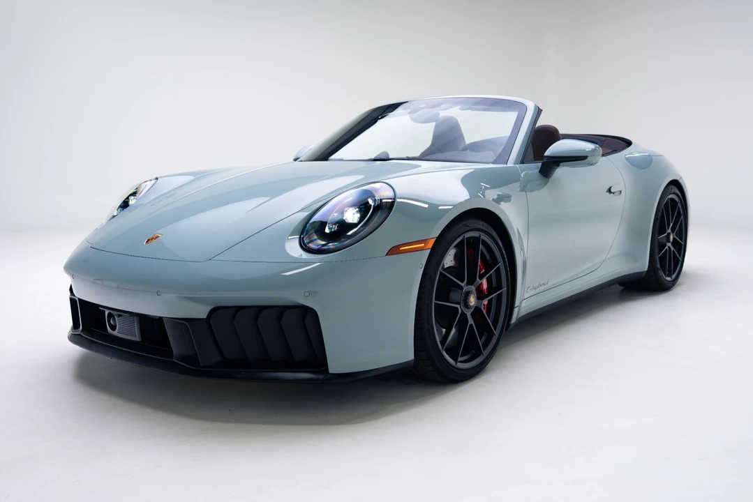 2025 Porsche 992 Carrera GTS - Image 2 of 21