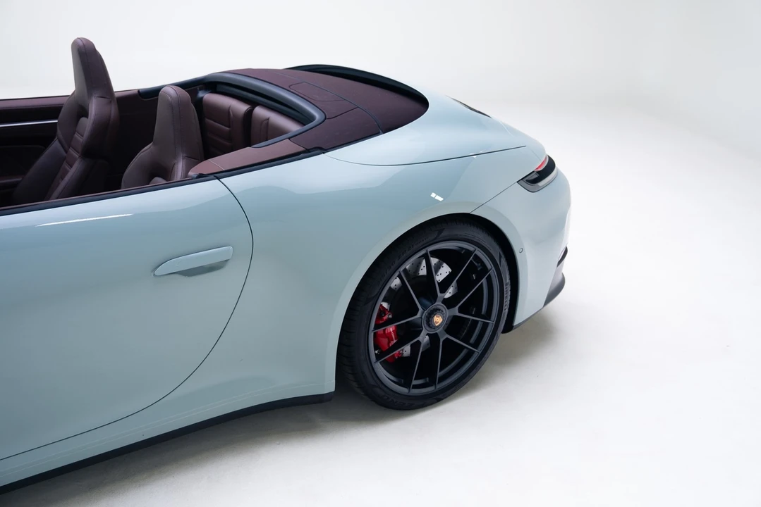 2025 Porsche 992 Carrera GTS - Image 13 of 21