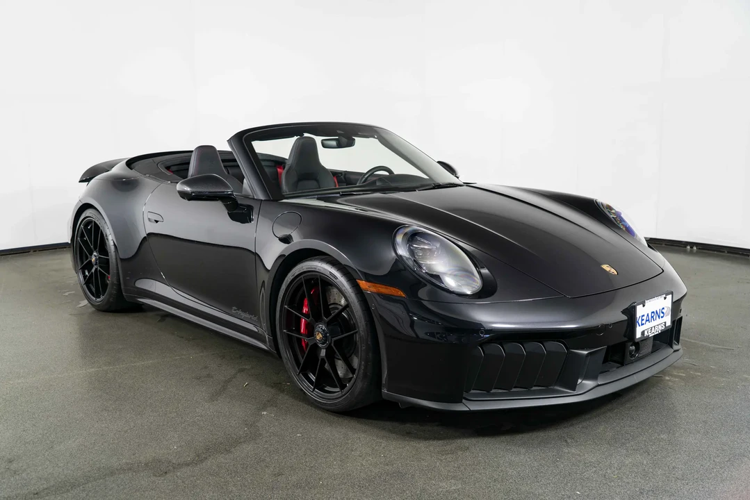 2025 Porsche 992 Carrera GTS - Image 2 of 31