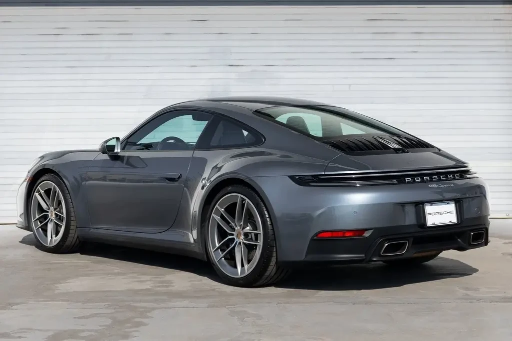 2025 Porsche 992 Carrera - Image 3 of 10