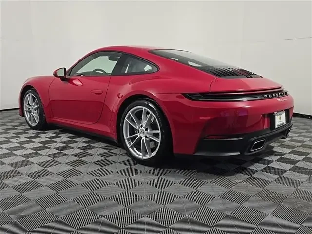 2025 Porsche 992 Carrera - Image 3 of 8