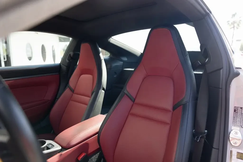 2025 Porsche 992 Carrera - Image 5 of 11