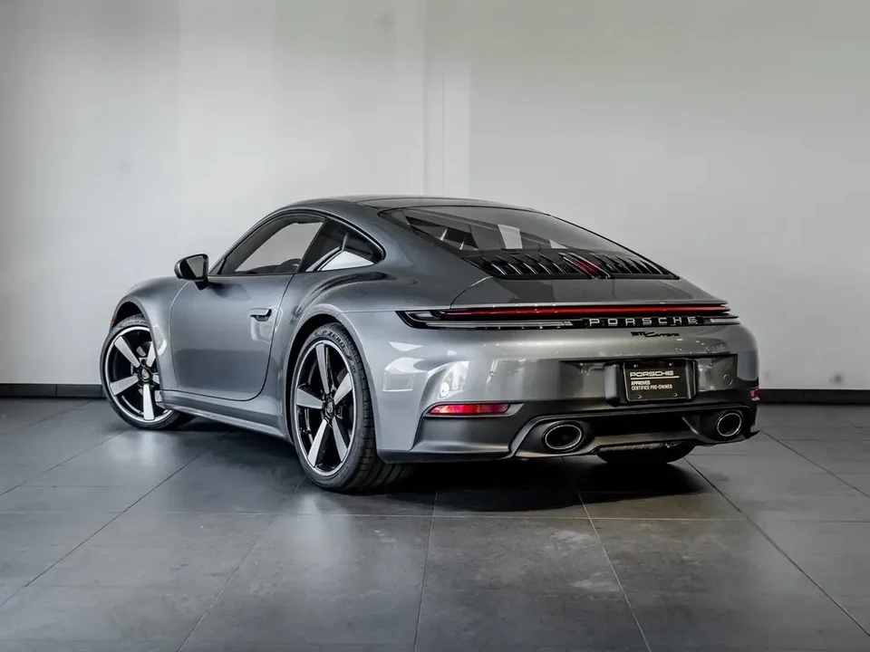 2025 Porsche 992 Carrera - Image 3 of 8