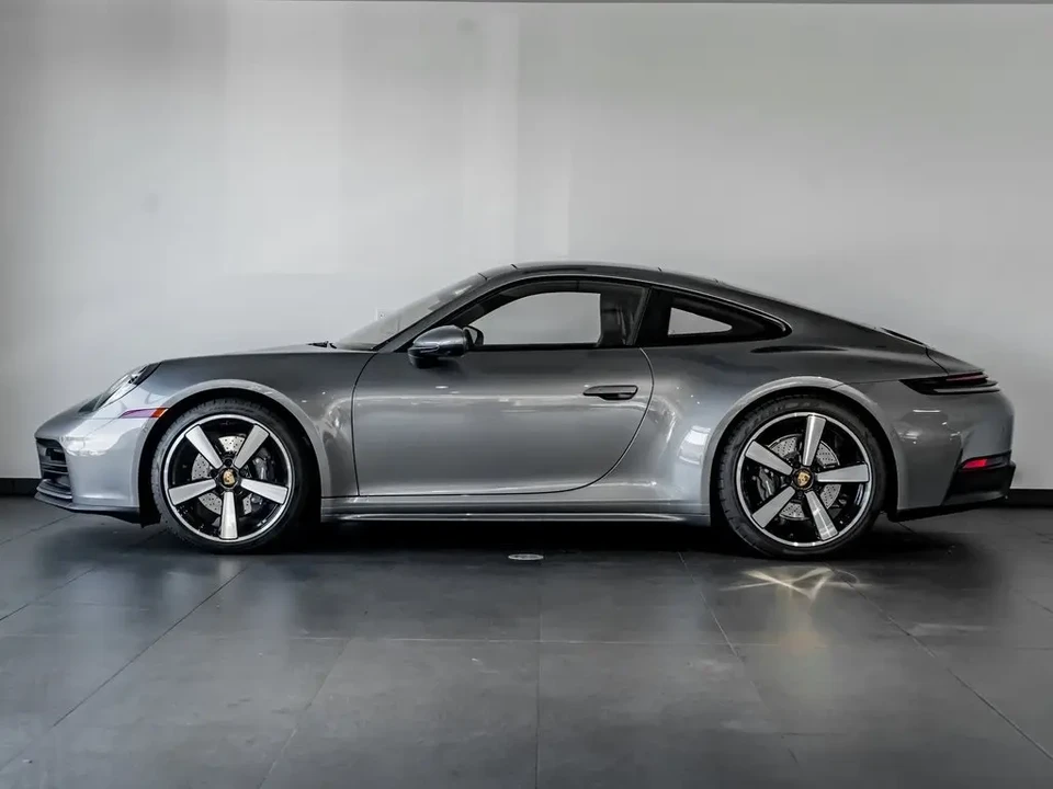 2025 Porsche 992 Carrera - Image 2 of 8
