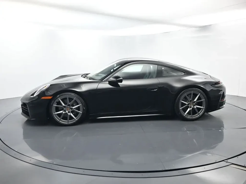 2025 Porsche 992 Carrera - Image 2 of 5