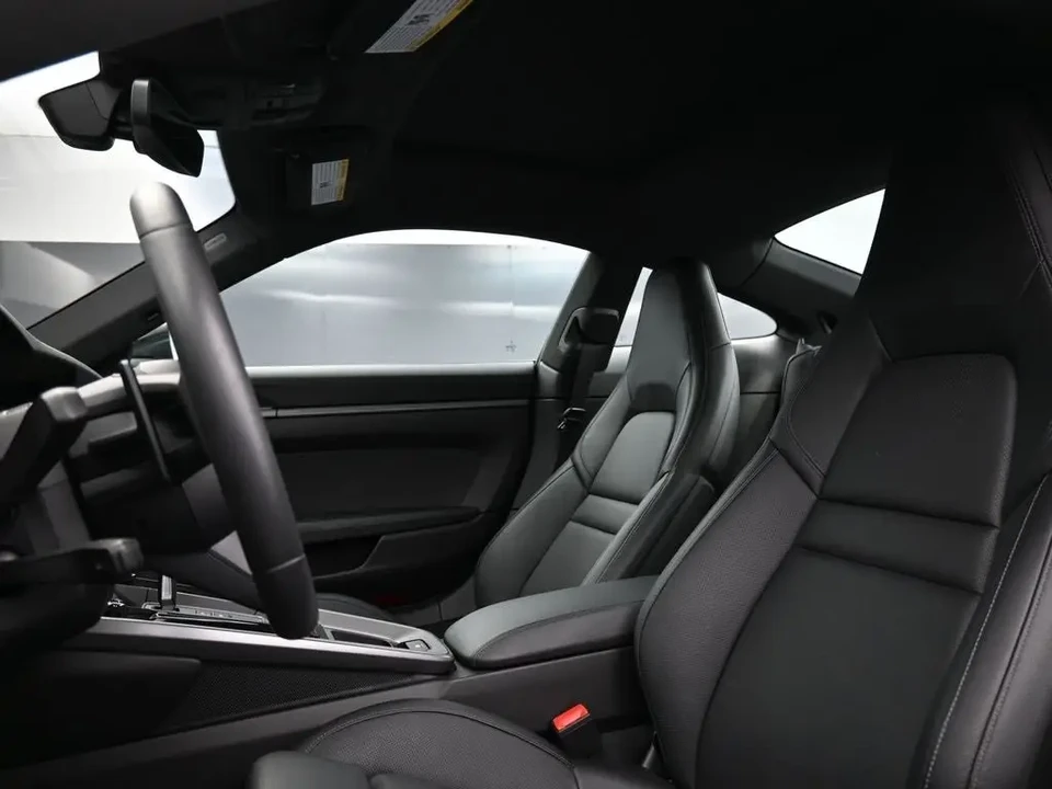 2025 Porsche 992 Carrera - Image 5 of 5