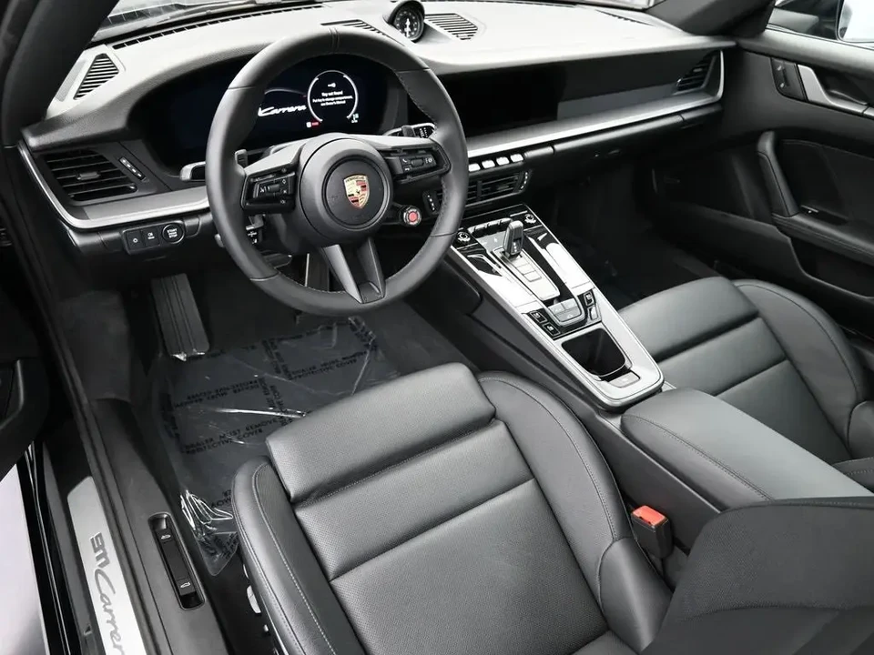 2025 Porsche 992 Carrera - Image 4 of 5