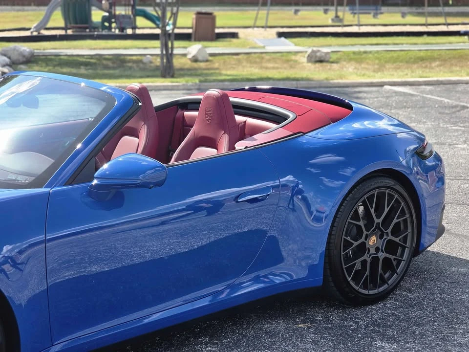 2025 Porsche 992 Carrera - Image 5 of 16