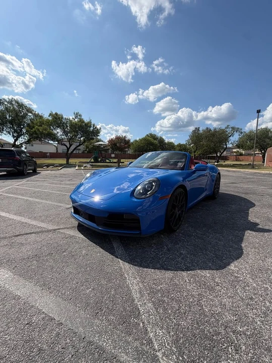 2025 Porsche 992 Carrera - Image 3 of 10