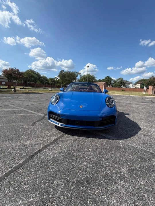 2025 Porsche 992 Carrera - Image 2 of 10