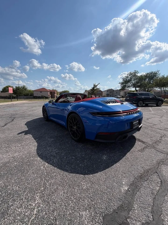 2025 Porsche 992 Carrera - Image 5 of 10
