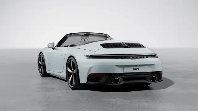 2025 Porsche 911 - Image 22 of 30