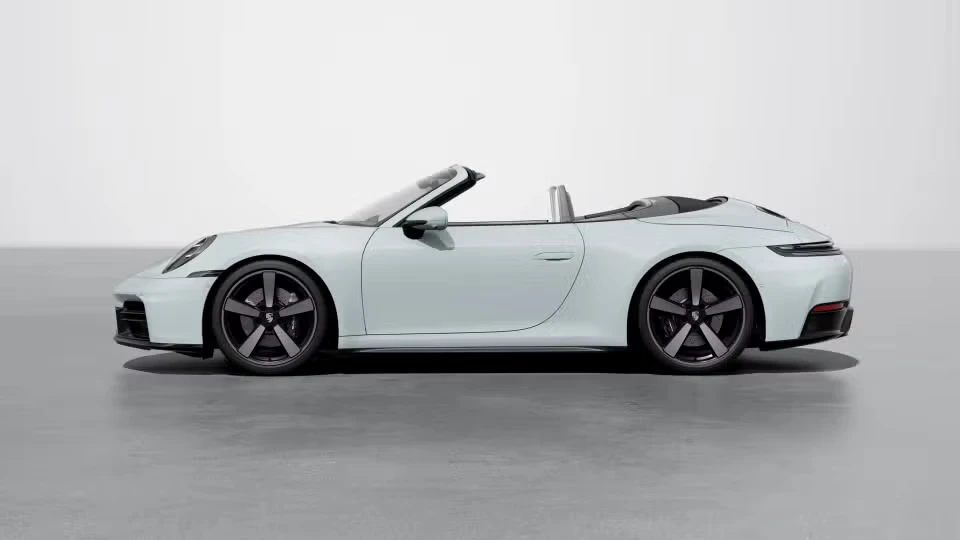 2025 Porsche 911 - Image 11 of 30