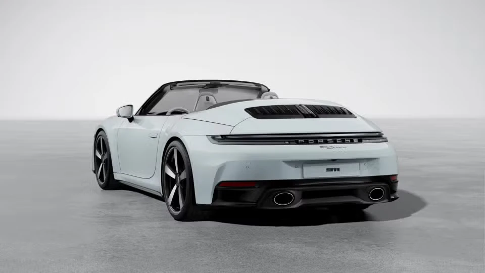 2025 Porsche 911 - Image 19 of 30