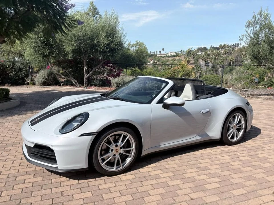 2025 Porsche 992 Carrera - Image 3 of 20
