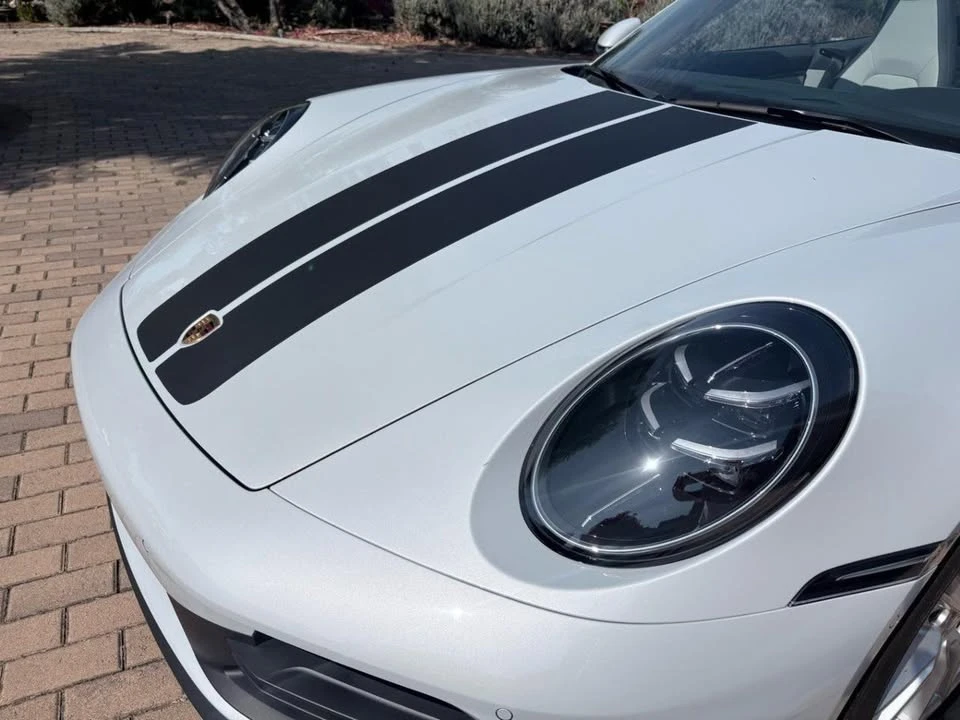 2025 Porsche 992 Carrera - Image 5 of 20