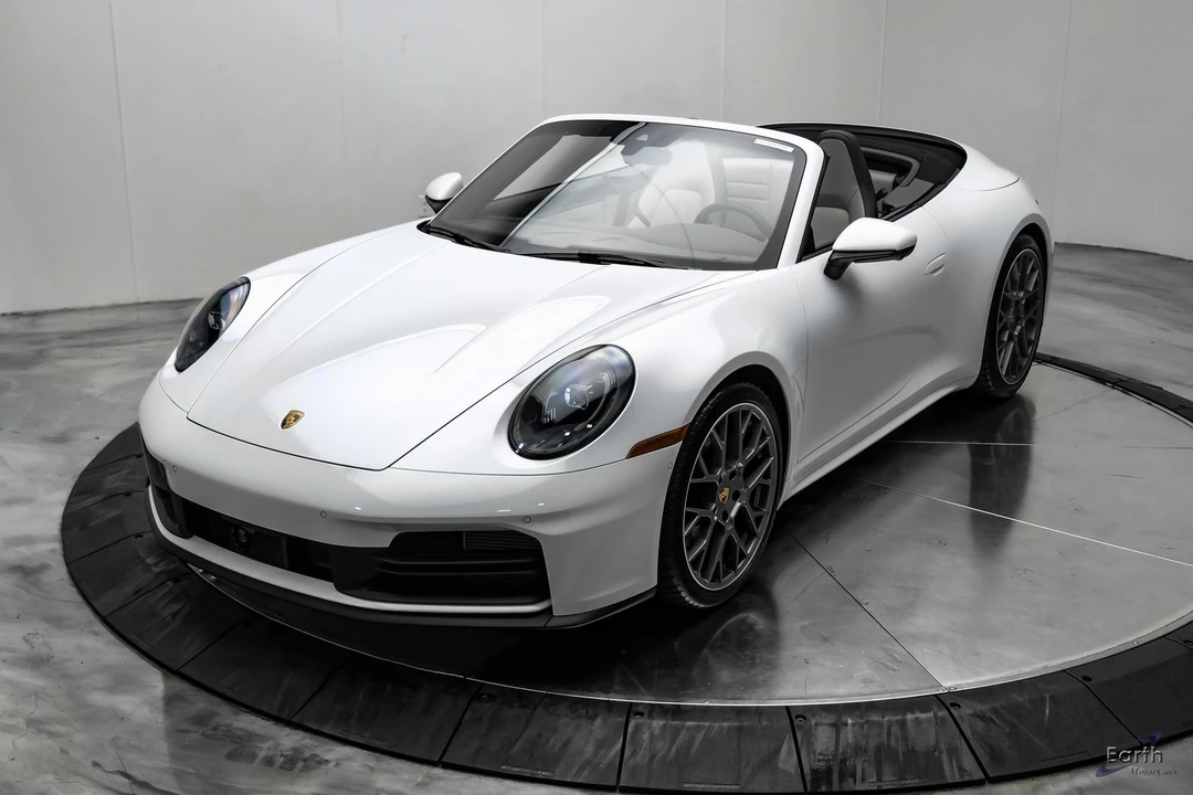2025 Porsche 992 Carrera - Image 7 of 31