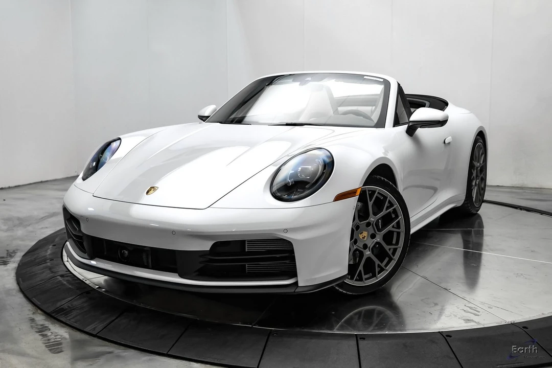 2025 Porsche 992 Carrera - Image 6 of 31